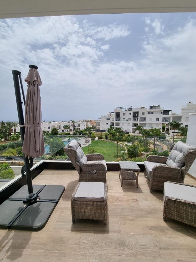 Nice 2 Bedroom Bali Apartment With Sea Views Torrevieja Eksteriør billede