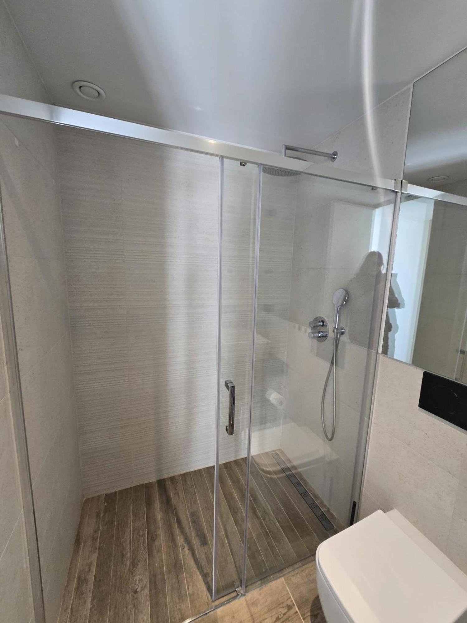 Nice 2 Bedroom Bali Apartment With Sea Views Torrevieja Eksteriør billede