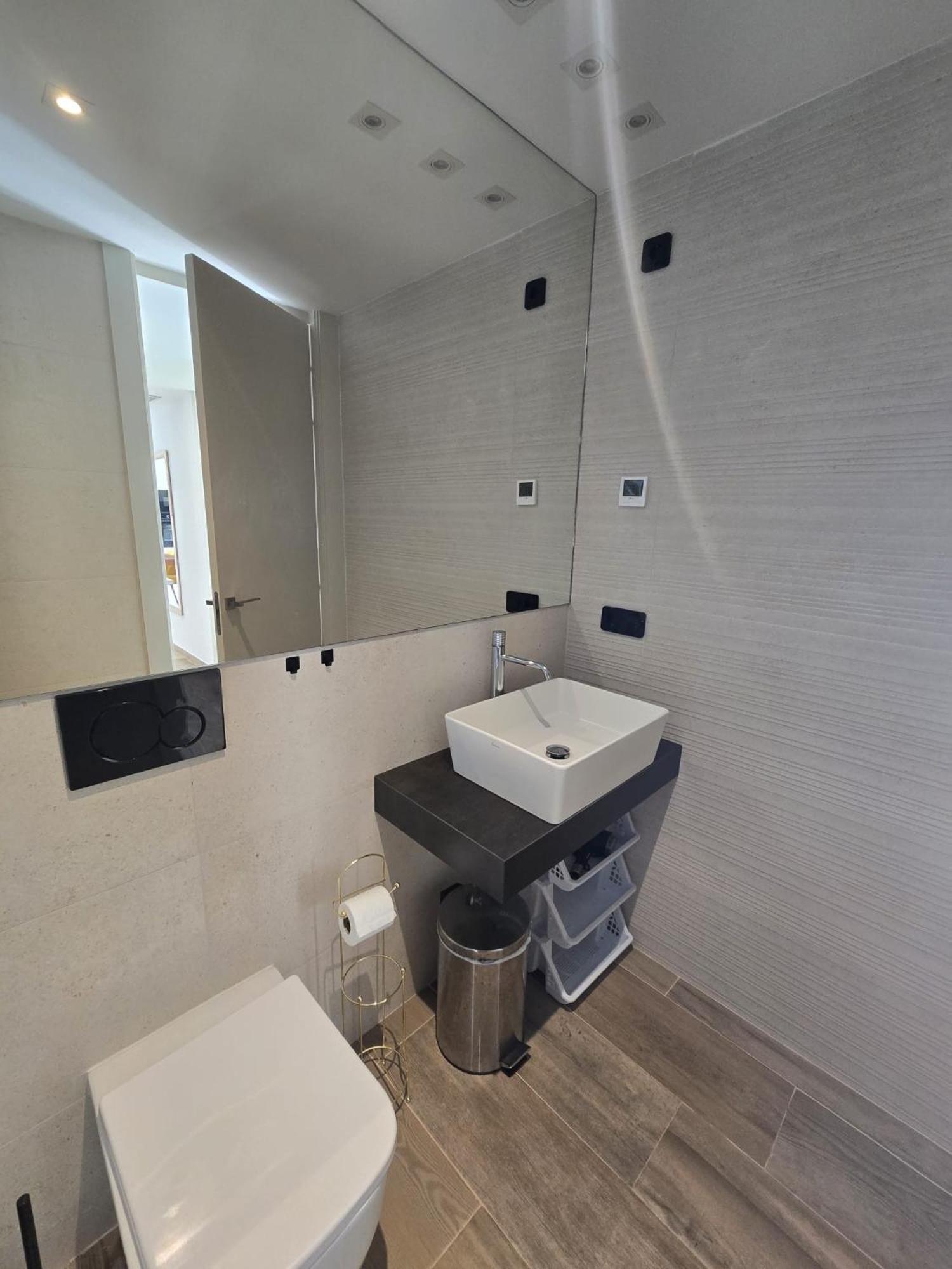 Nice 2 Bedroom Bali Apartment With Sea Views Torrevieja Eksteriør billede
