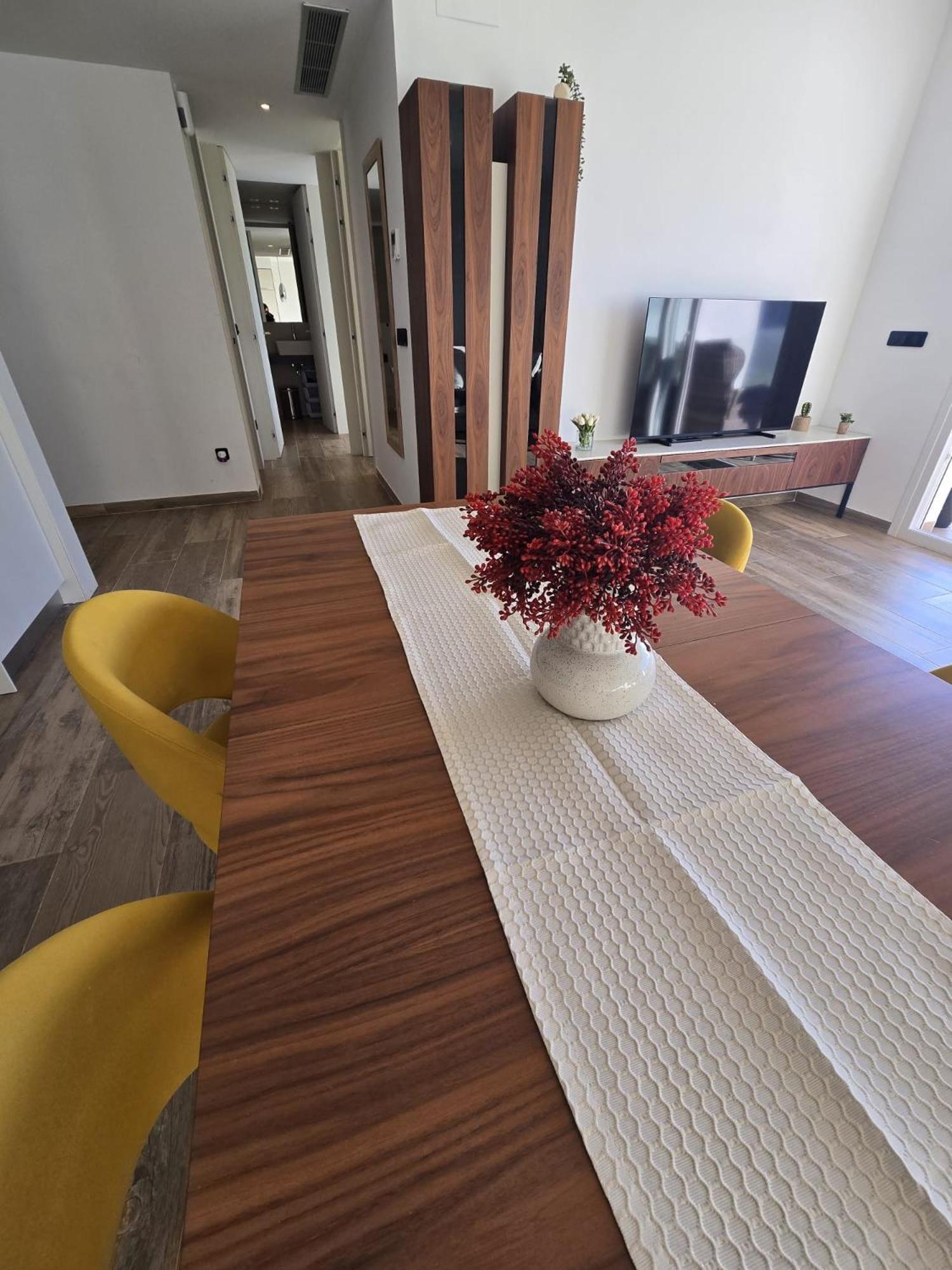 Nice 2 Bedroom Bali Apartment With Sea Views Torrevieja Eksteriør billede