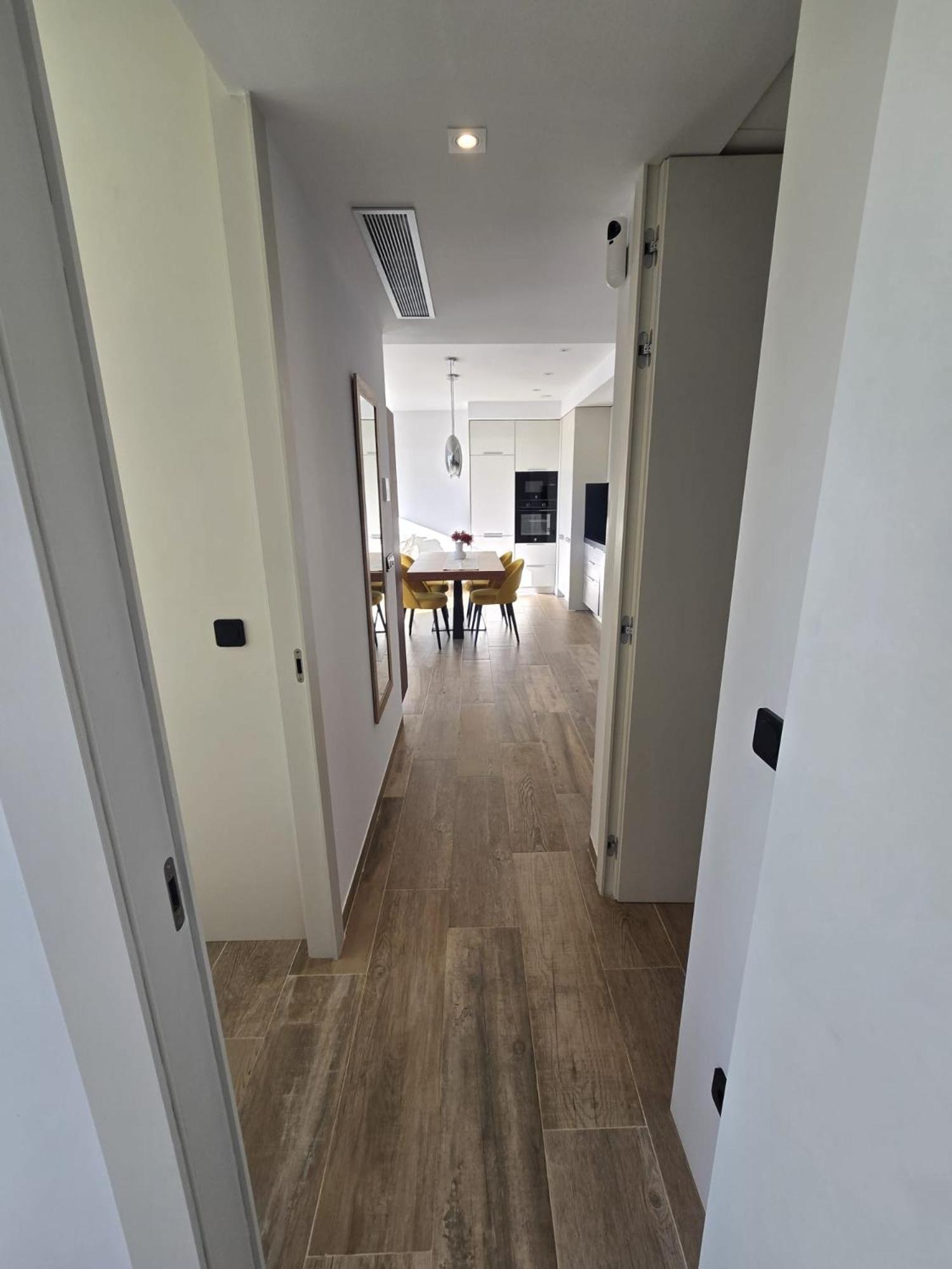 Nice 2 Bedroom Bali Apartment With Sea Views Torrevieja Eksteriør billede